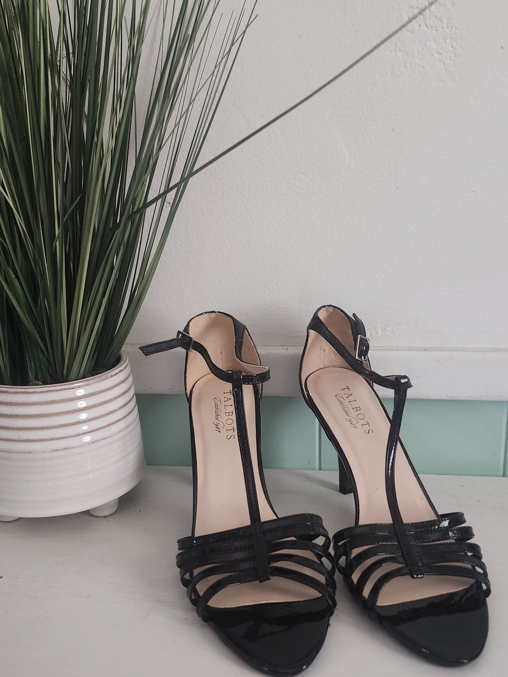 Talbots Black Patent T-Strap Heeled Sandals
